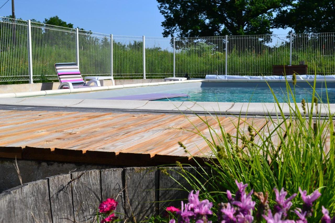 Couanac Gite Familial A La Campagne Avec Piscine Cayriech Buitenkant foto